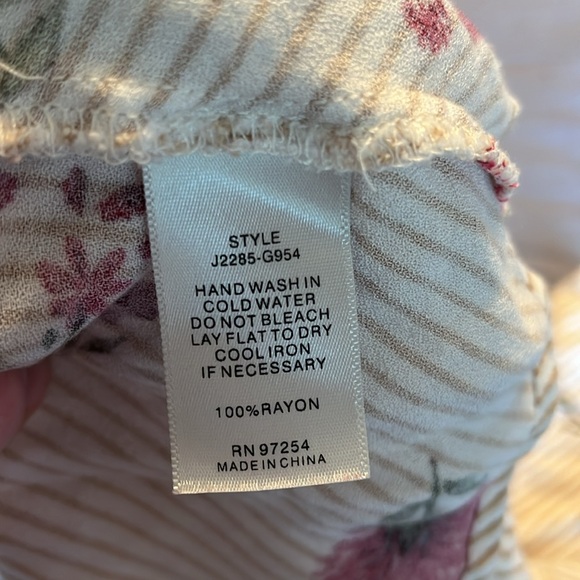 Women’s blouse, size small - Picture 4 of 4